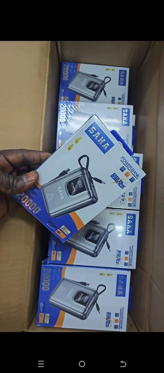 Power bank de marque SAHA, 20000mah en vente sur NeoShop Burkina Faso